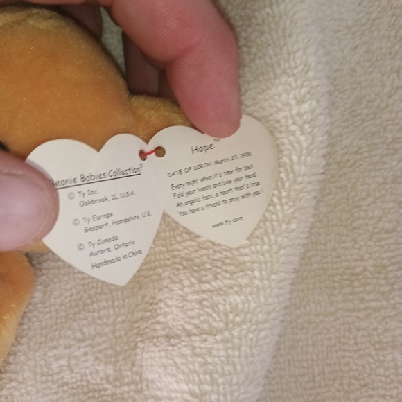 Rare praying beanie baby with error - Picture 3 of 3